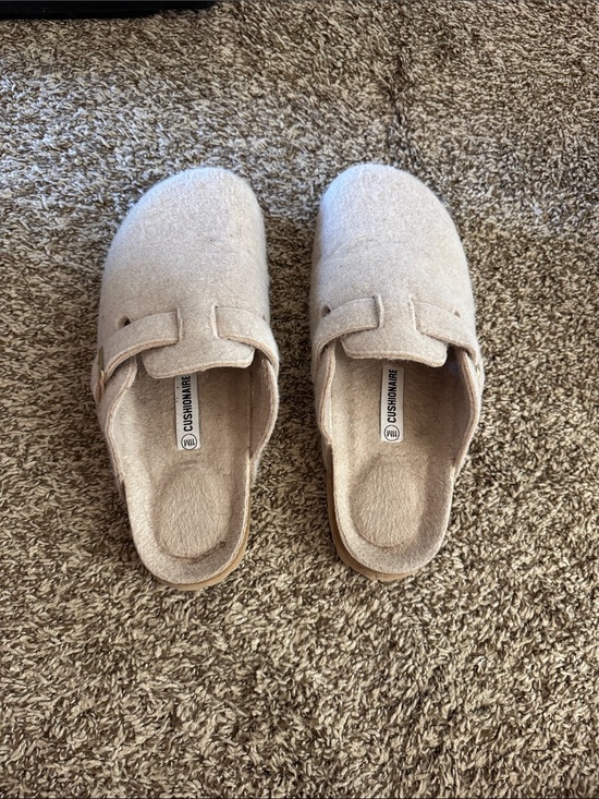 Cushionaire Shoes - Cushionaire Women's Cream Slip-On Clog Mules